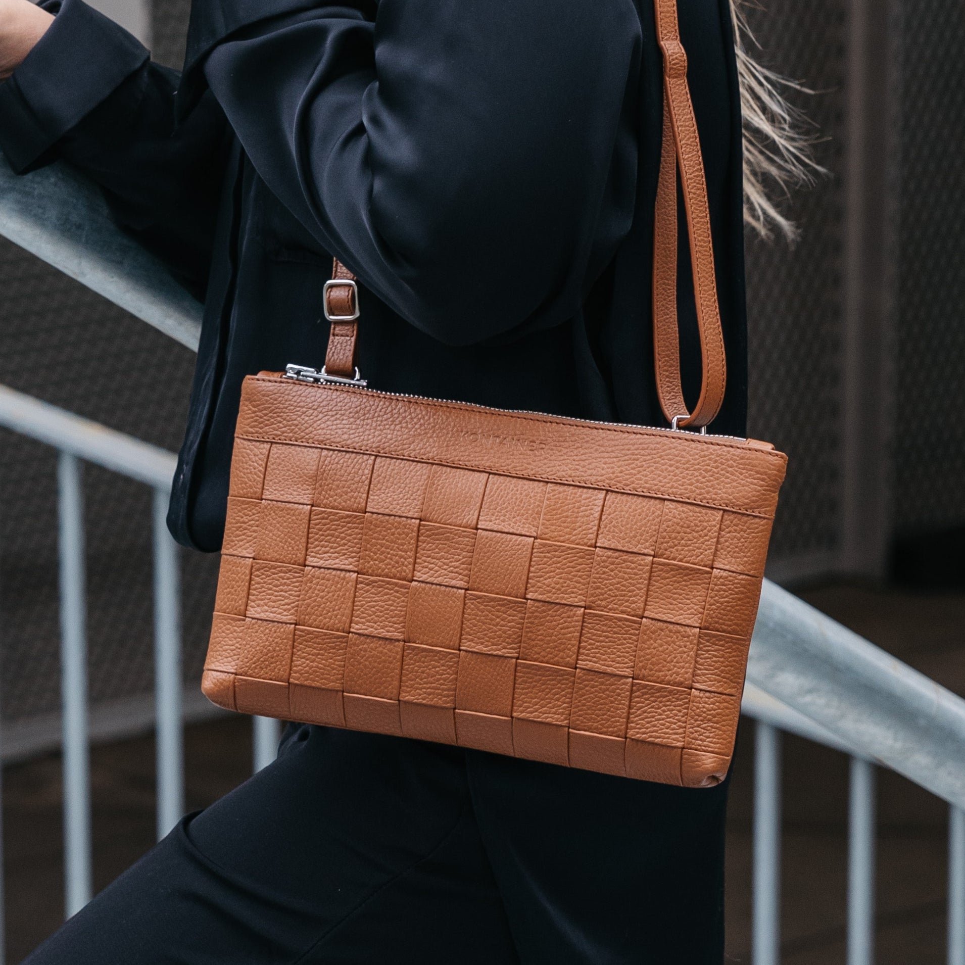 Greta Braun Schultertasche